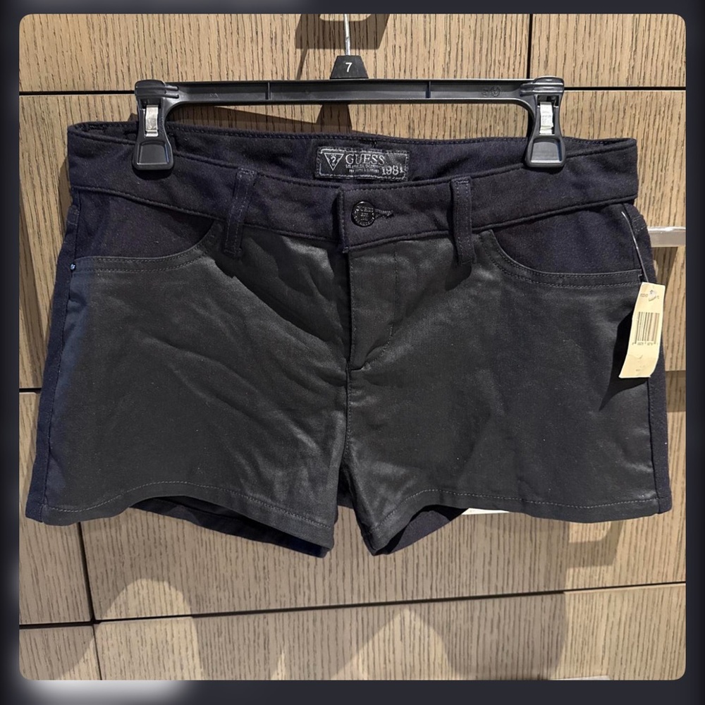 New Guess Coated Front Ponte Stretch Back Black Shorts L 10